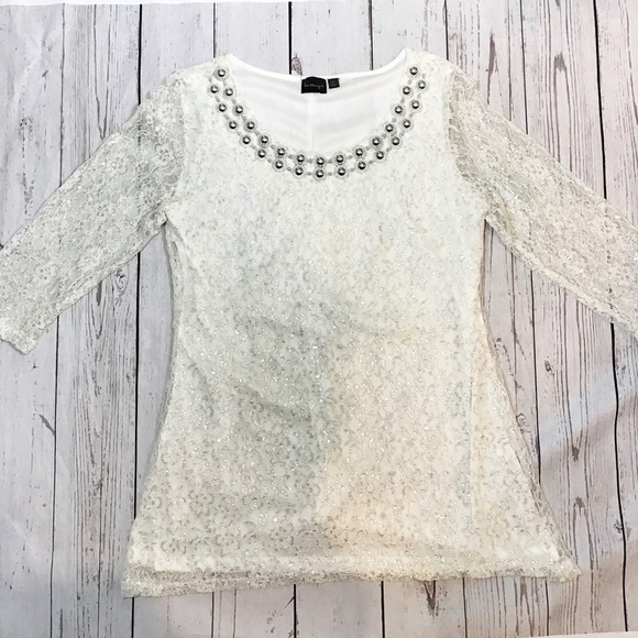 LaVanya Metallic Layered Lace Top Large - Picture 6 of 8